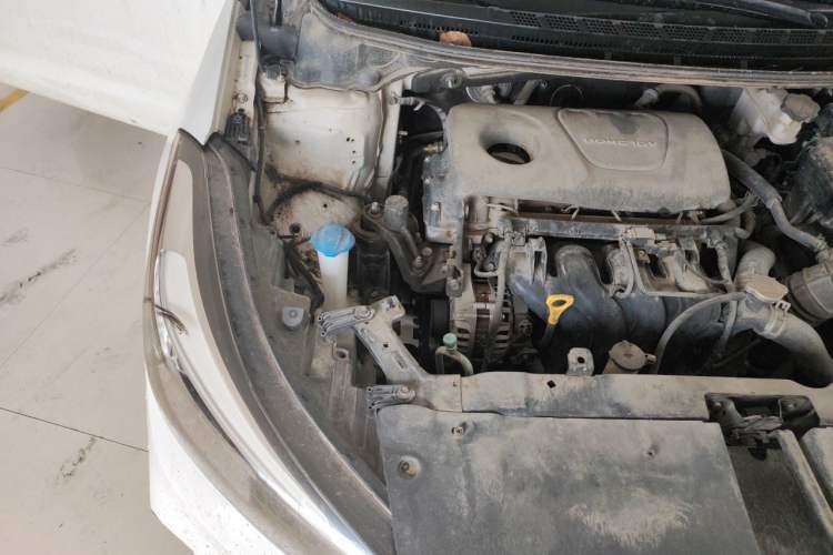 Used Kia K3 2016 1.6L Automatic GLS Engine Bay Right