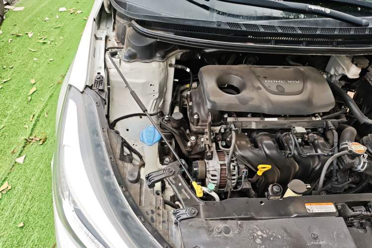 Used Kia K3 2016 1.6L Automatic GLS Engine Bay Right