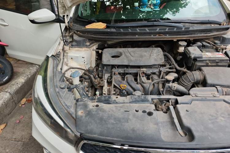 Used Kia K3 2016 1.6L Automatic GLS Engine Bay Right