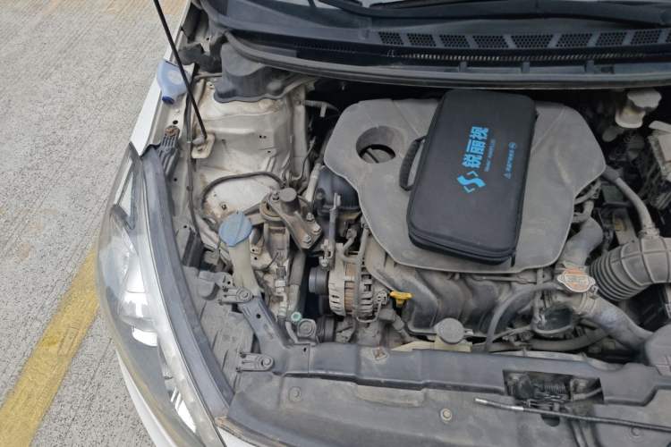 Used Kia K3 2016 1.6L Automatic GLS Engine Bay Right