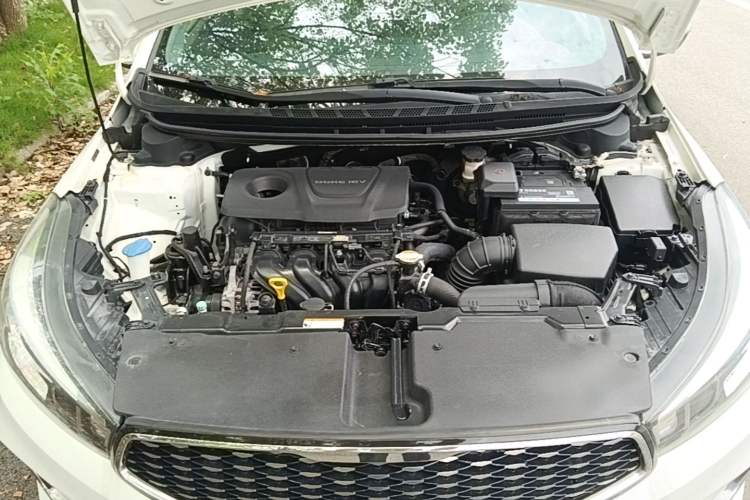 Used Kia K3 2016 1.6L Automatic GLS Engine Bay