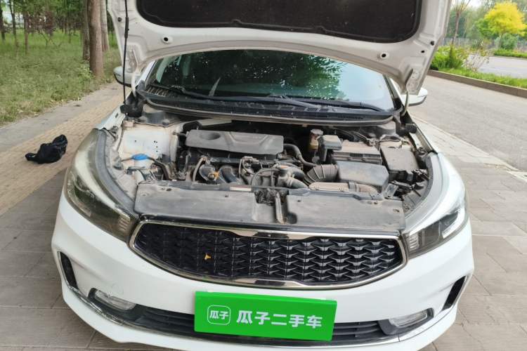 Used Kia K3 2016 1.6L Manual GLS Engine Bay