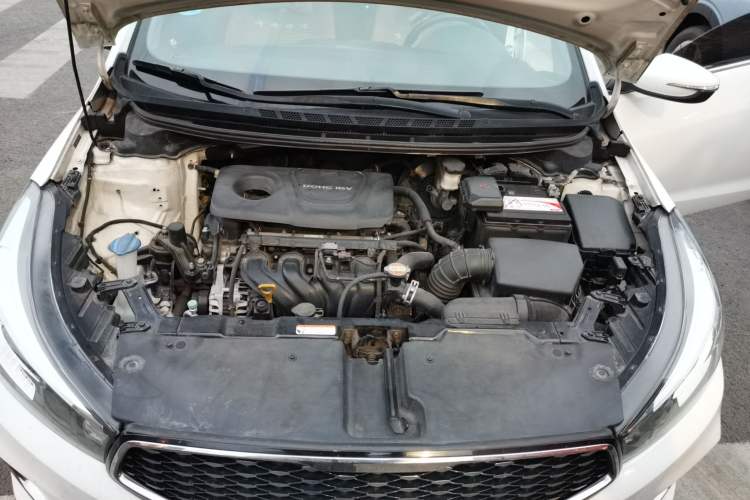 Used Kia K3 2016 1.6L Automatic GLS Engine Bay