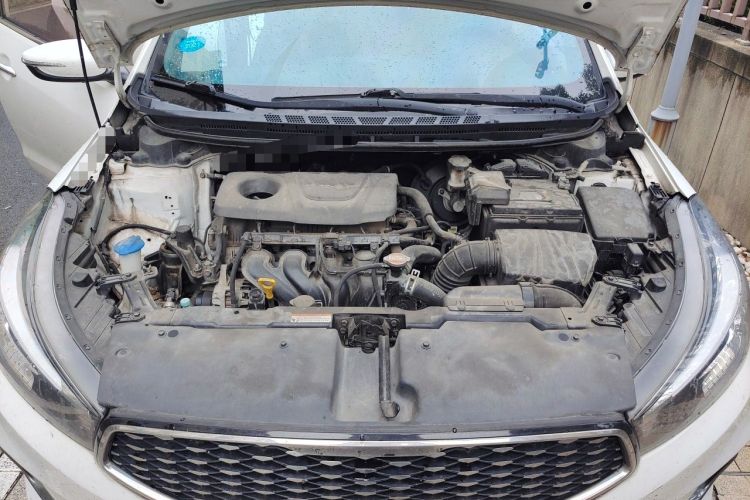 Used Kia K3 2016 1.6L Automatic GLS Engine Bay