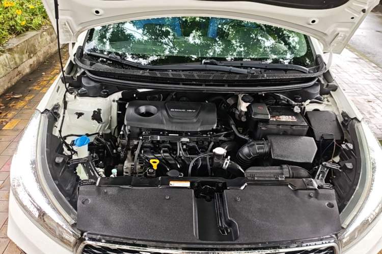 Used Kia K3 2016 1.6L Automatic GLS Engine Bay