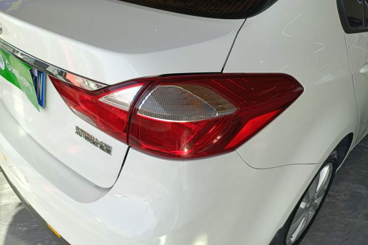 Used Kia K3 2016 1.6L Automatic GL Exterior 1