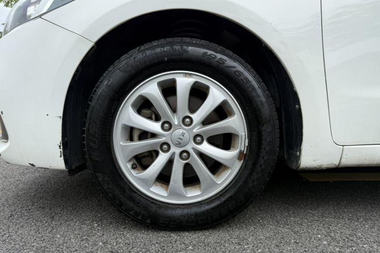 Used Kia K3 2016 1.6L Manual GL Exterior 1