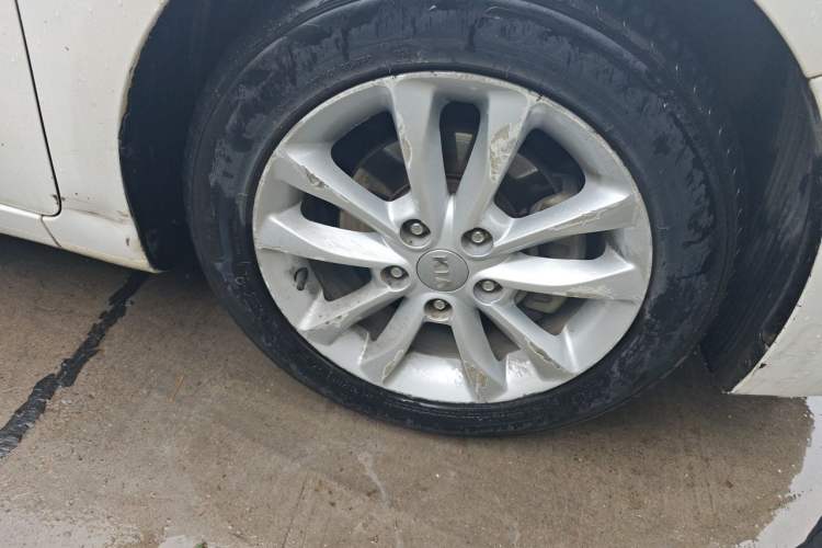 Used Kia K3 2016 1.6L Automatic GLS Exterior 1