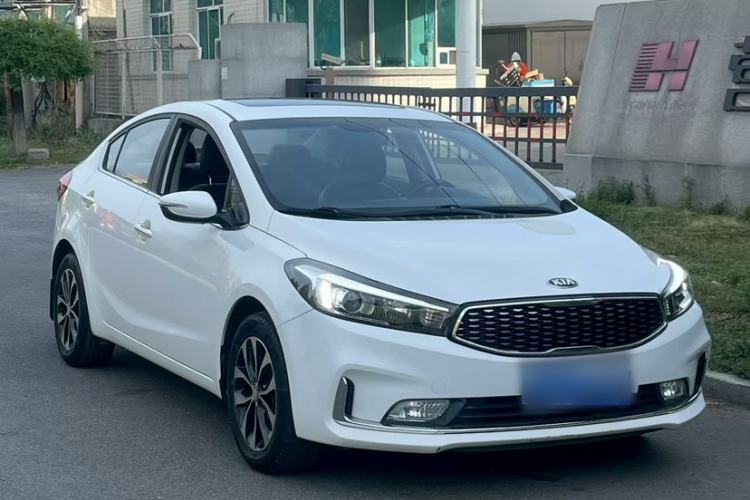 Used Kia K3 2016 1.6L Automatic GLS Exterior 2