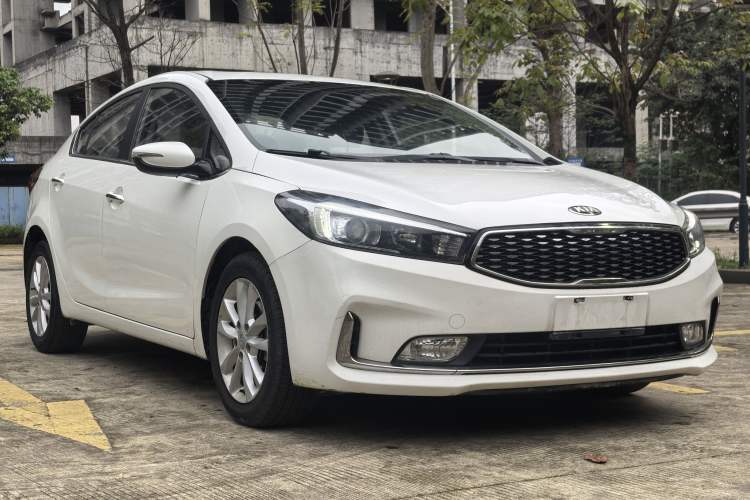 Used Kia K3 2016 1.6L Automatic DLX Exterior 2