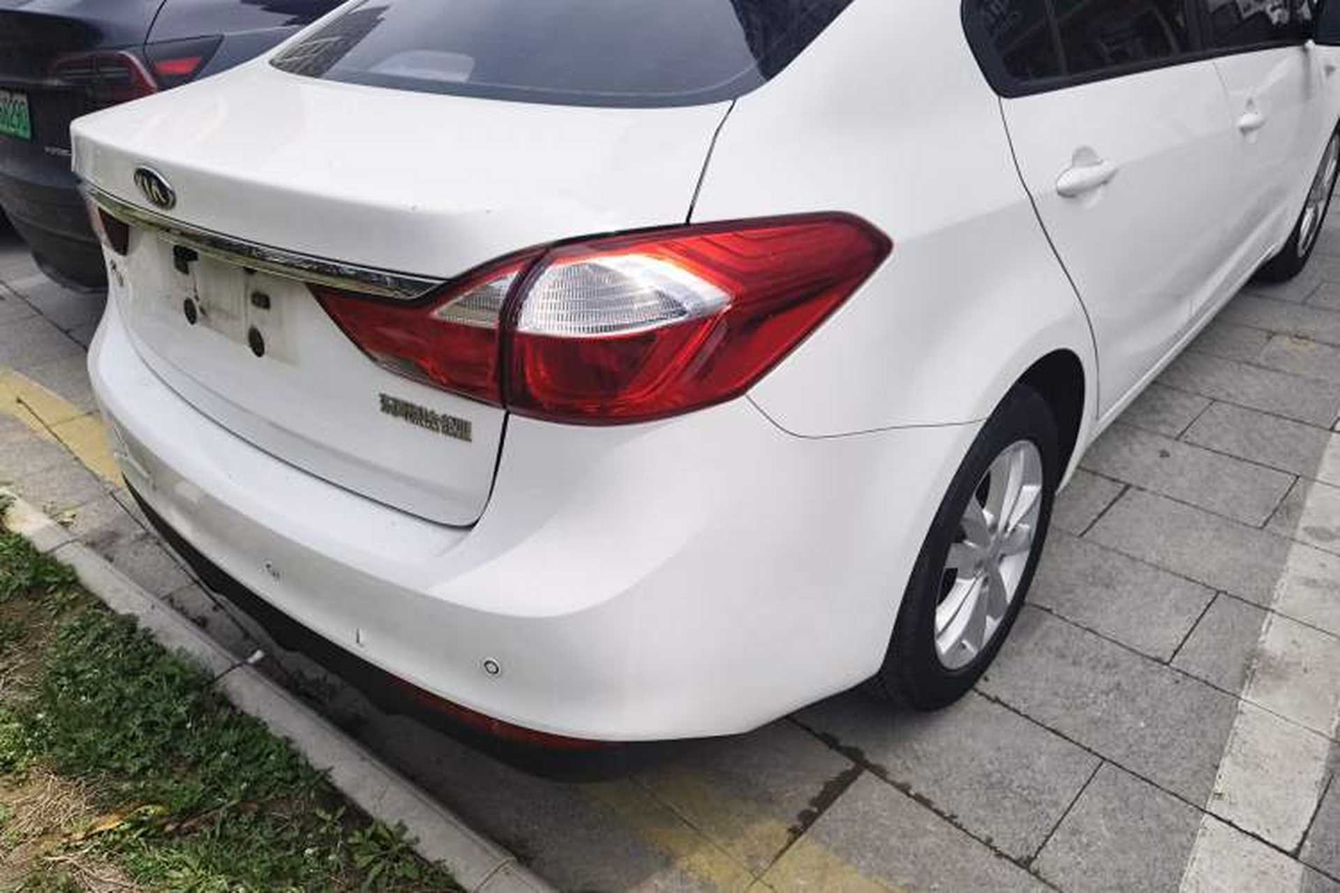 Used Kia K3 2016 1.6L Automatic GL Exterior 3