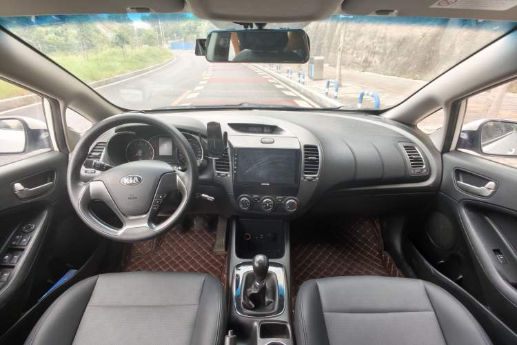 Used Kia K3 2016 1.6L Manual GL Exterior 3