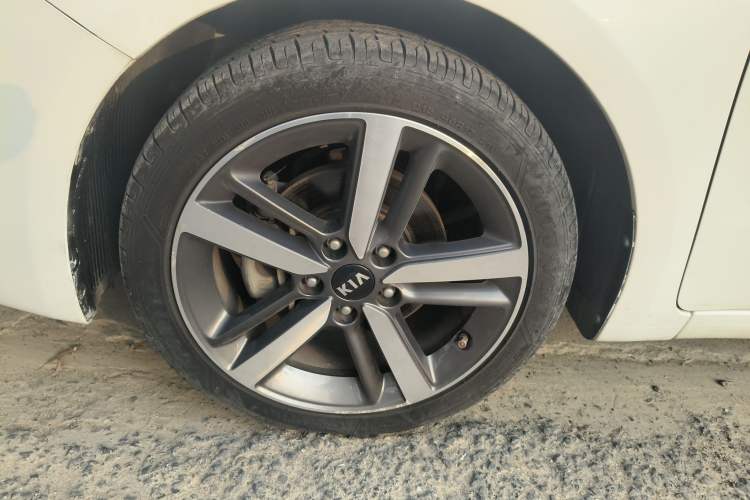 Used Kia K3 2016 1.6L Automatic GL Exterior 3