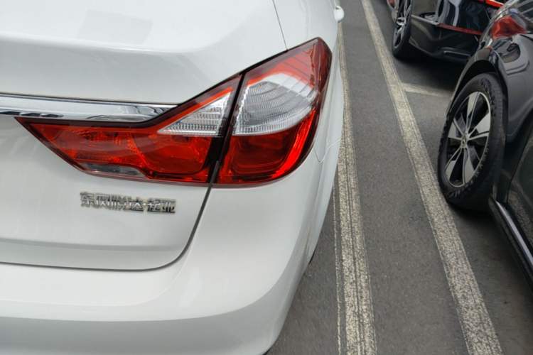 Used Kia K3 2016 1.6L Automatic GL Exterior 3