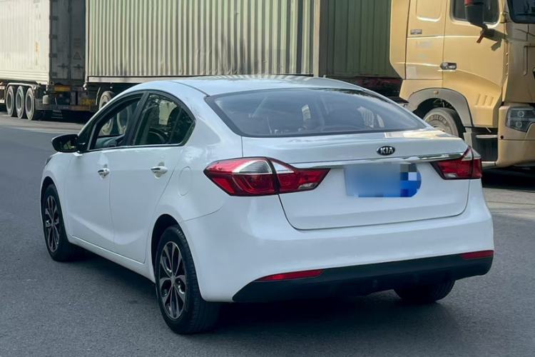 Used Kia K3 2016 1.6L Automatic GLS Exterior 3