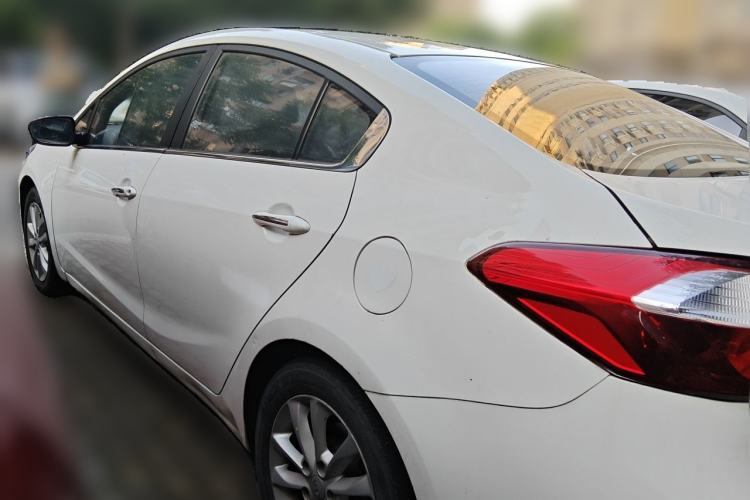 Used Kia K3 2016 1.6L Automatic GLS Exterior 3
