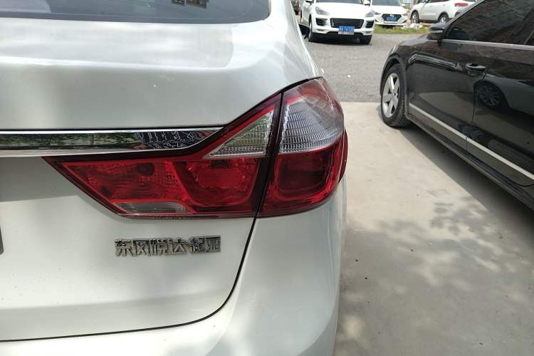 Used Kia K3 2016 1.6L Automatic GLS Exterior 3