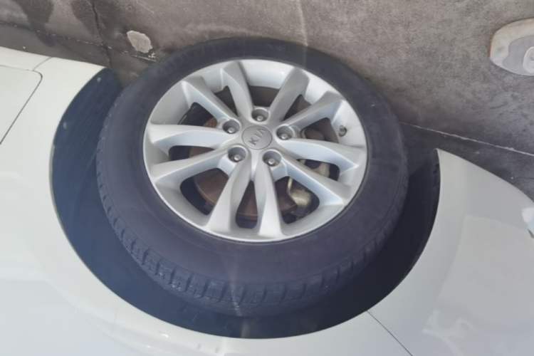 Used Kia K3 2016 1.6L Automatic GLS Exterior 4