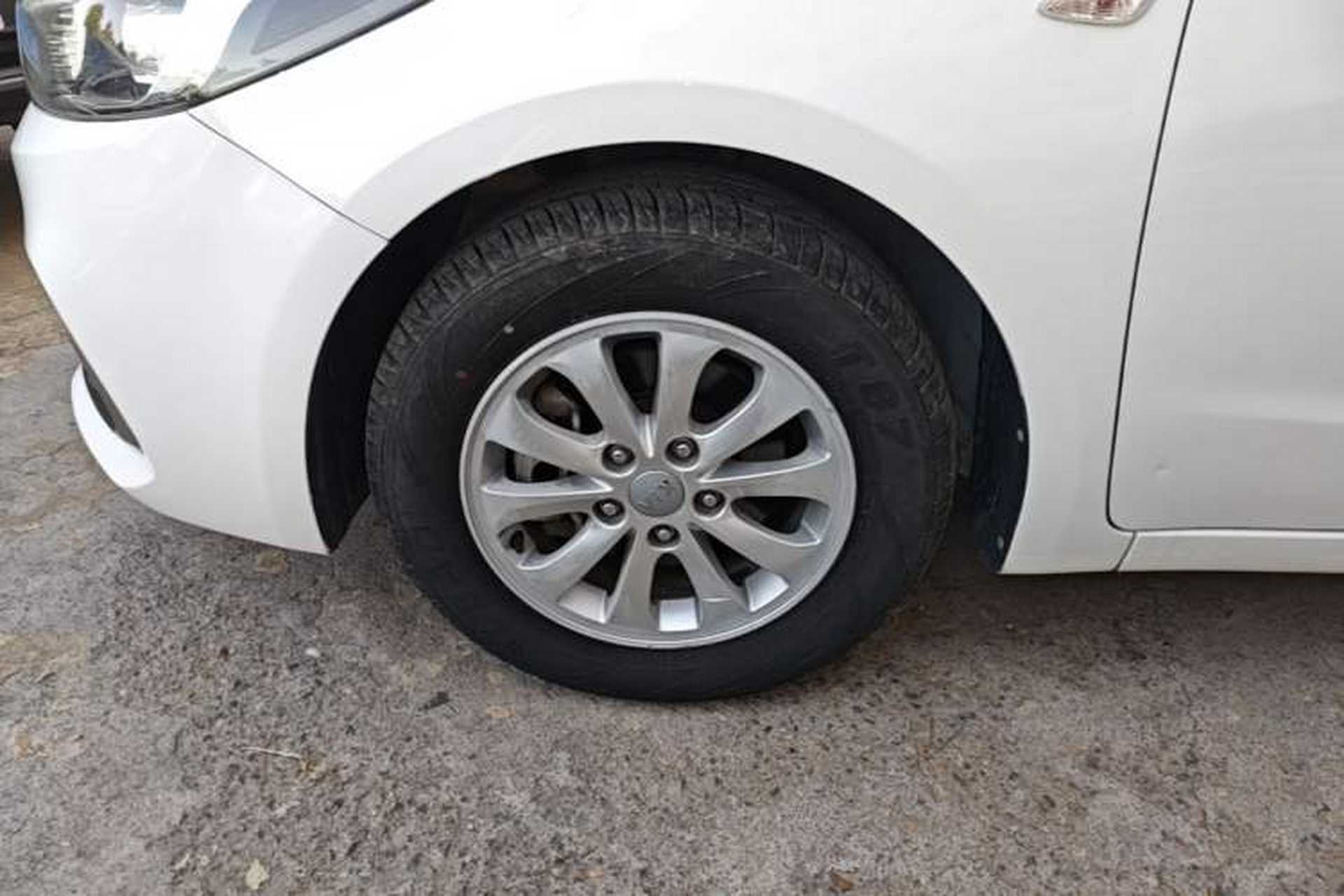 Used Kia K3 2016 1.6L Manual GL Exterior 4
