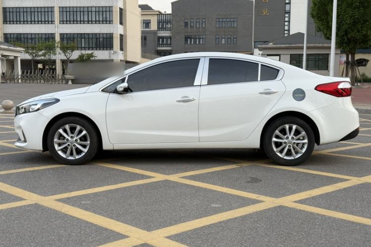 Used Kia K3 2016 1.6L Automatic GLS Exterior 4