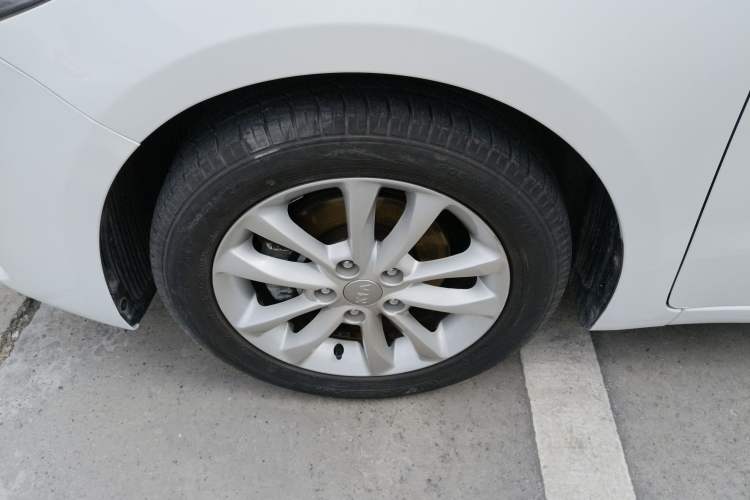 Used Kia K3 2016 1.6L Automatic GLS Exterior 4