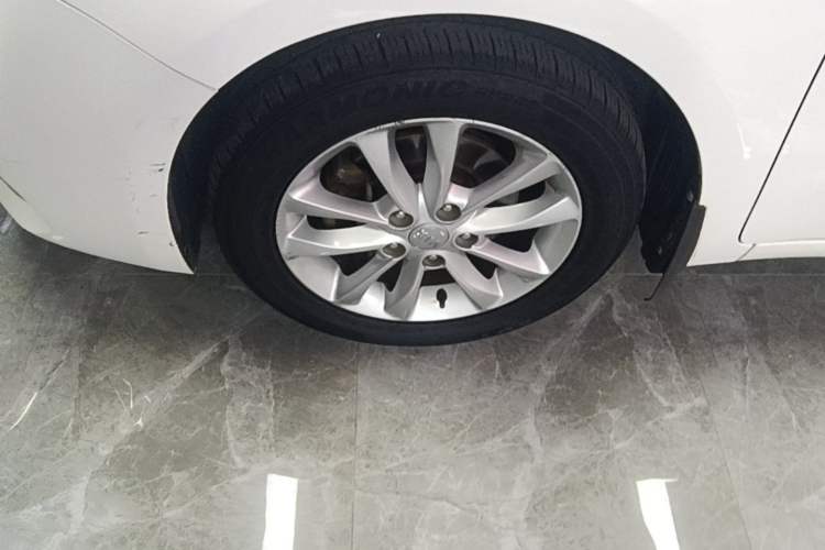 Used Kia K3 2016 1.6L Automatic DLX Exterior 4