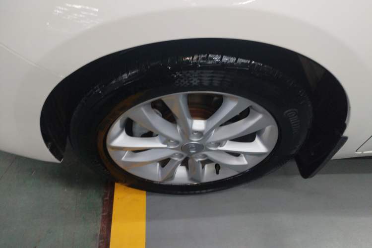 Used Kia K3 2016 1.6L Automatic GLS Exterior 4