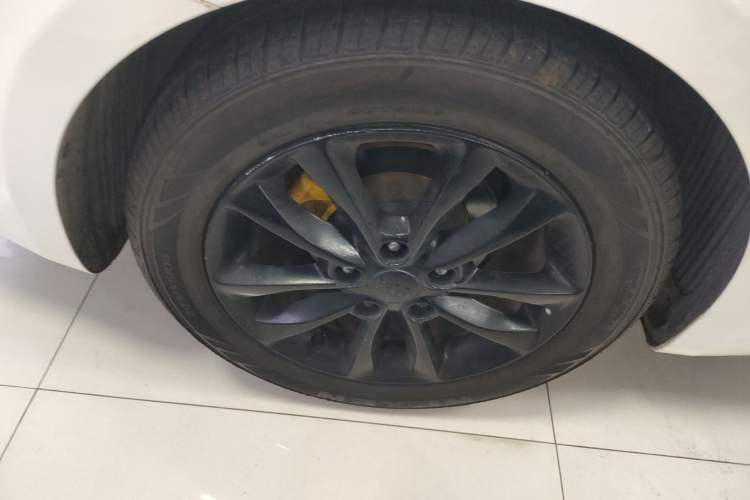 Used Kia K3 2016 1.6L Automatic GL Exterior 5