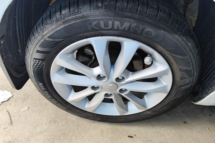 Used Kia K3 2016 1.6L Automatic GL Exterior 5