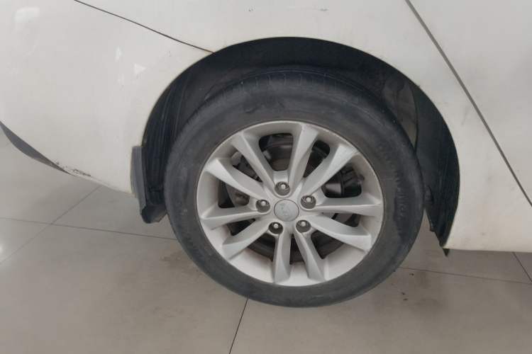 Used Kia K3 2016 1.6L Automatic GL Exterior 5