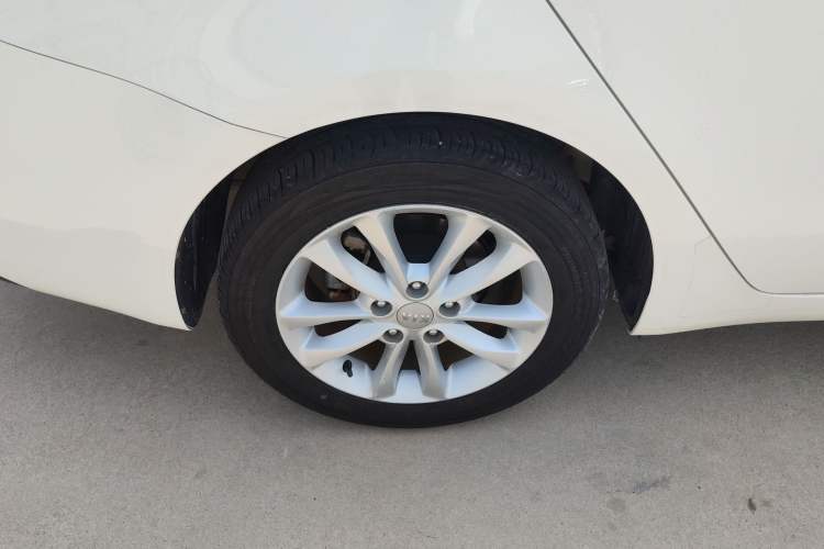 Used Kia K3 2016 1.6L Automatic GL Exterior 5