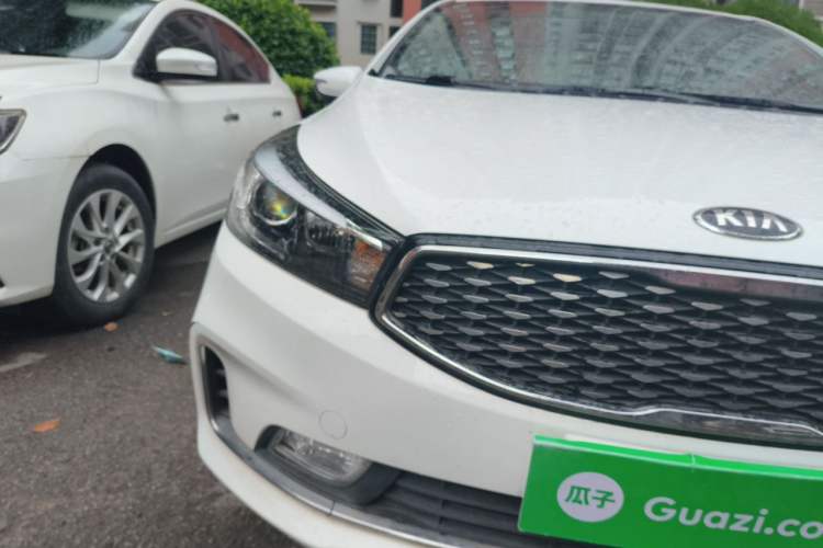 Used Kia K3 2016 1.6L Automatic GLS Exterior 6