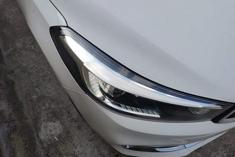 Used Kia K3 2016 1.6L Automatic GLS Exterior 6