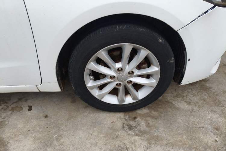 Used Kia K3 2016 1.6L Automatic GL Exterior 7