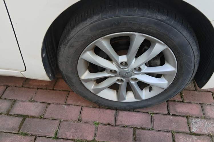 Used Kia K3 2016 1.6L Automatic GLS Exterior 7