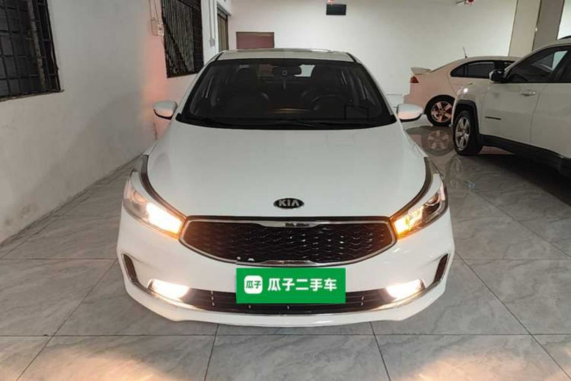 Used Kia K3 2016 1.6L Automatic with Sunroof Front