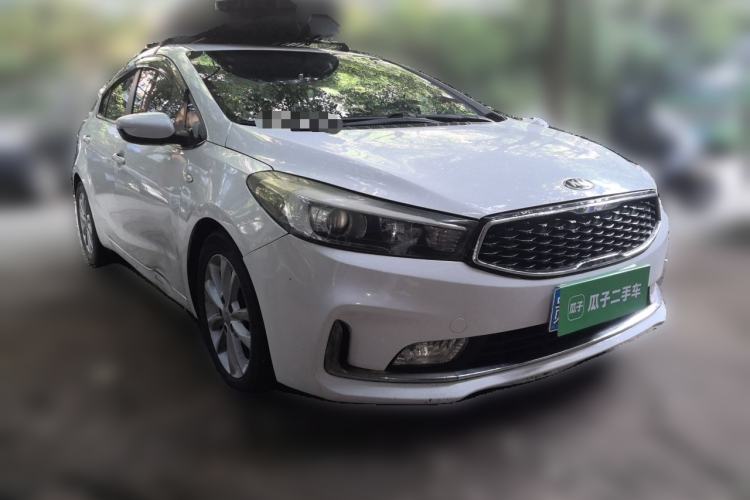 Used Kia K3 2016 1.6L Automatic GL Front Right 45 Deg