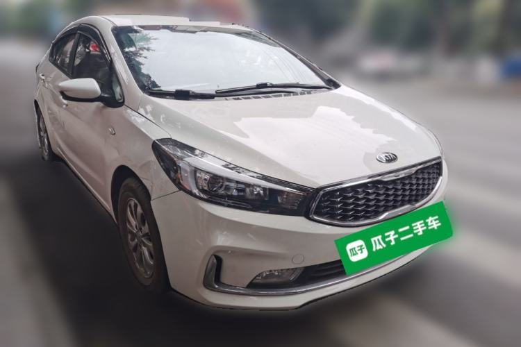Used Kia K3 2016 1.6L Manual GL Front Right 45 Deg