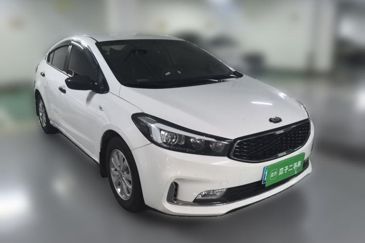 Used Kia K3 2016 1.6L Manual GL Front Right 45 Deg
