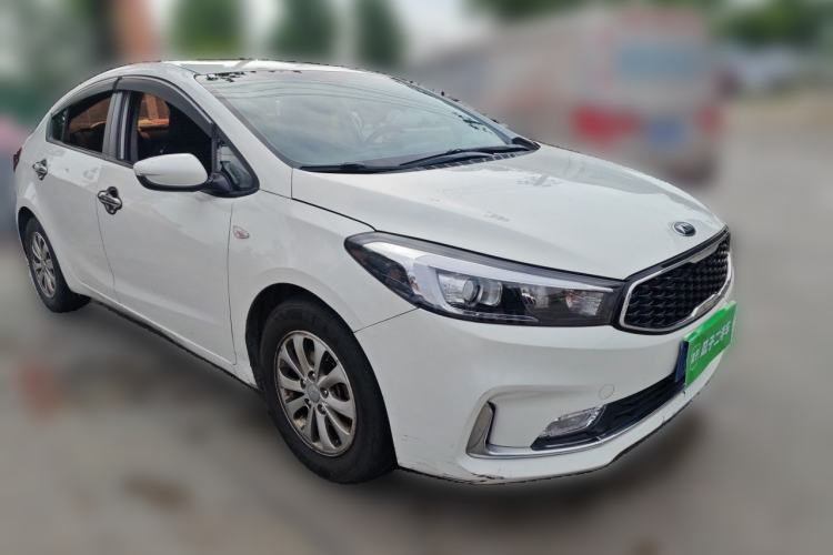 Used Kia K3 2016 1.6L Manual GL Front Right 45 Deg
