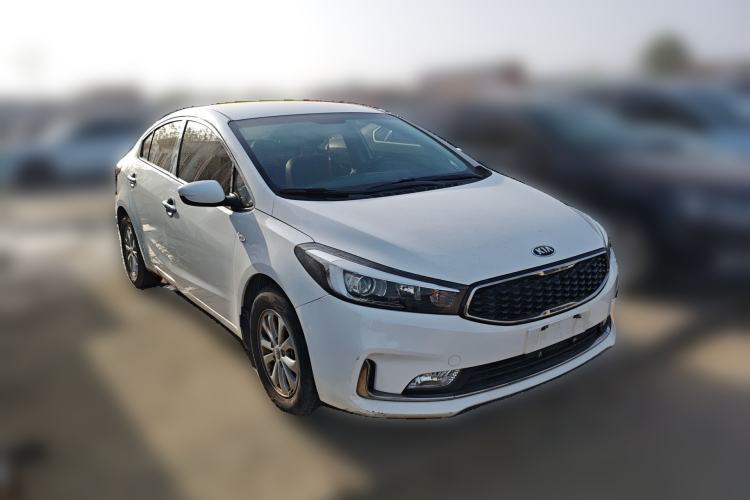 Used Kia K3 2016 1.6L Manual GL Front Right 45 Deg