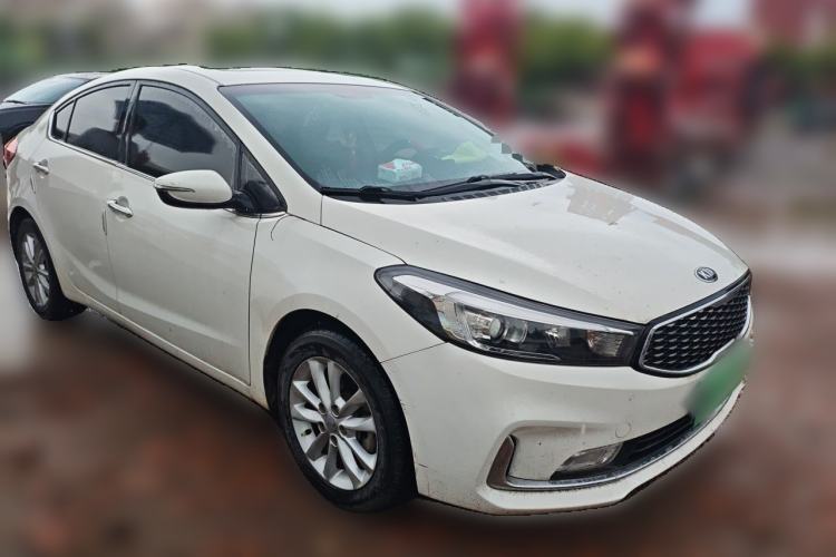 Used Kia K3 2016 1.6L Automatic GLS Front Right 45 Deg