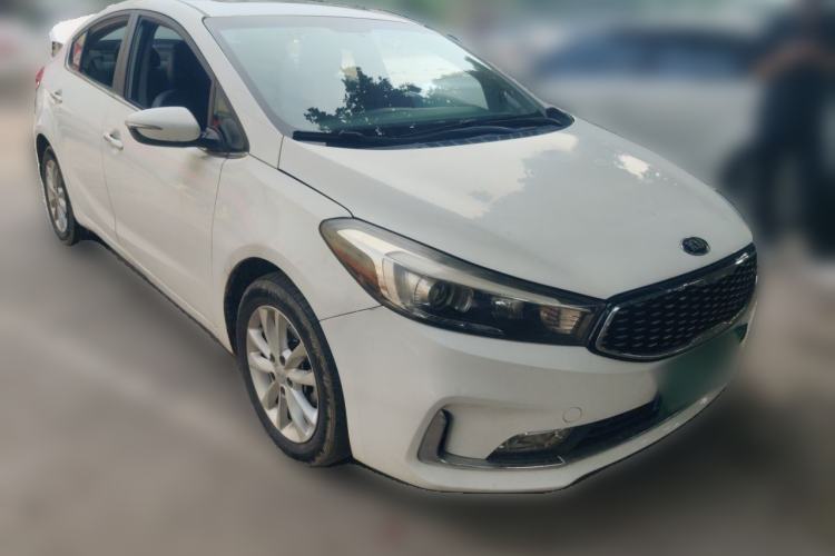 Used Kia K3 2016 1.6L Automatic GLS Front Right 45 Deg