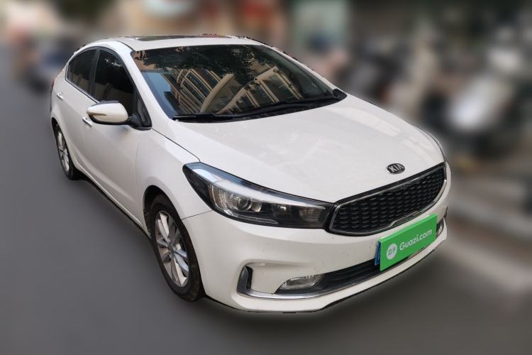 Used Kia K3 2016 1.6L Automatic GLS Front Right 45 Deg