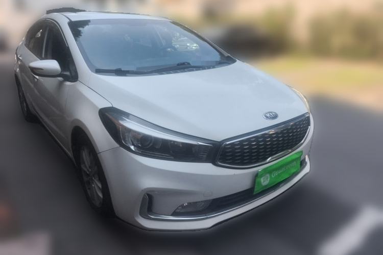 Used Kia K3 2016 1.6L Automatic GLS Front Right 45 Deg