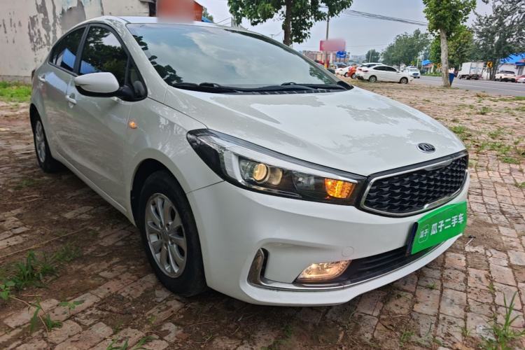 Used Kia K3 2016 1.6L Manual GL Front Right 45 Deg