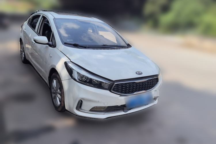 Used Kia K3 2016 1.6L Automatic GLS Front Right 45 Deg