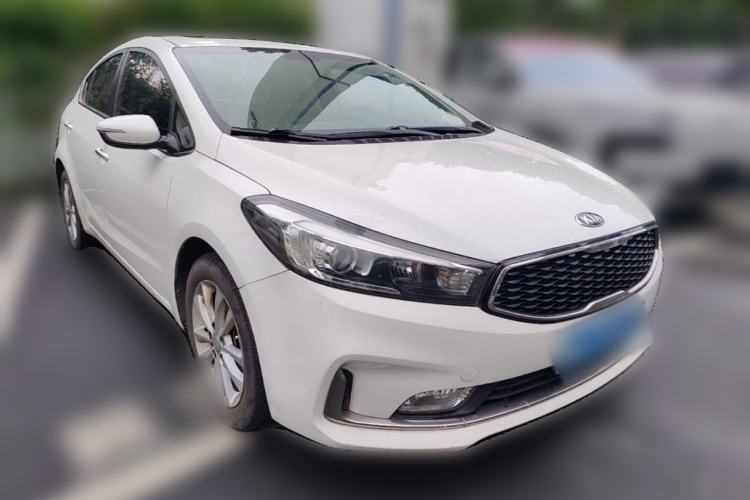 Used Kia K3 2016 1.6L Automatic GLS Front Right 45 Deg