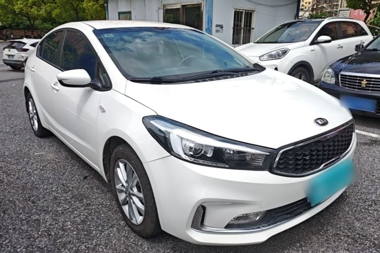 Used Kia K3 2016 1.6L Automatic GL Front Right 45 Deg