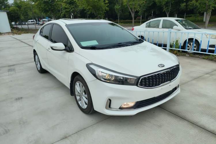 Used Kia K3 2016 1.6L Automatic with Sunroof Front Right 45 Deg
